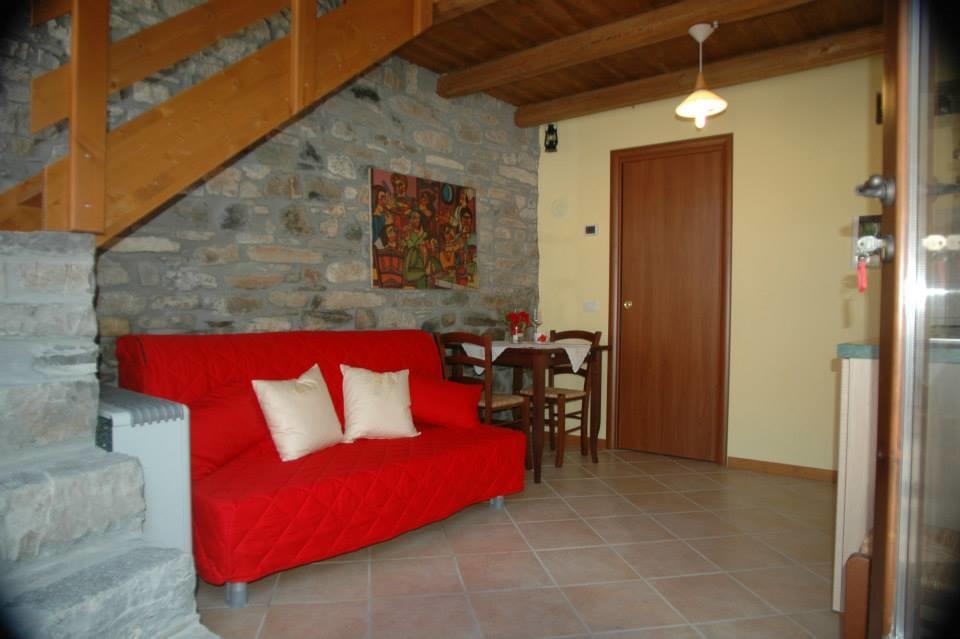 Albergo Diffuso Casa Delle Favole Ferriere Extérieur photo